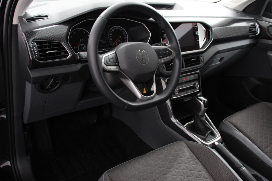 Volkswagen T-Cross 1.0 TSI Style DSG Navigatie Apple Carplay/Android Auto Climate Control Camera Stoelverwarming Adaptive Cruise Control