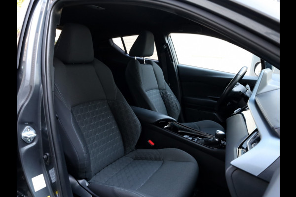 Toyota C-HR 1.8 Hybrid Dynamic | Carplay | Stoelverwarming | Trekhaak