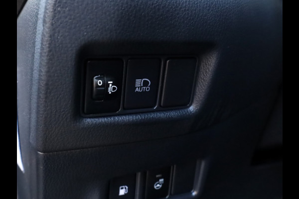 Toyota C-HR 1.8 Hybrid Dynamic | Carplay | Stoelverwarming | Trekhaak