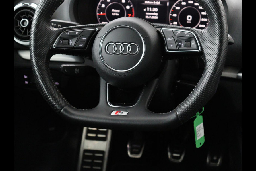 Audi A3 Sportback 30 TFSI Advance Sport | S-Line | Stoelverwarming | Parkeerhulp | Cruise control | Navigatie | Bluetooth | Climate control | Full LED