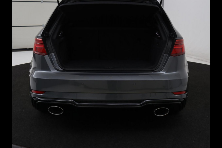 Audi A3 Sportback 30 TFSI Advance Sport | S-Line | Stoelverwarming | Parkeerhulp | Cruise control | Navigatie | Bluetooth | Climate control | Full LED