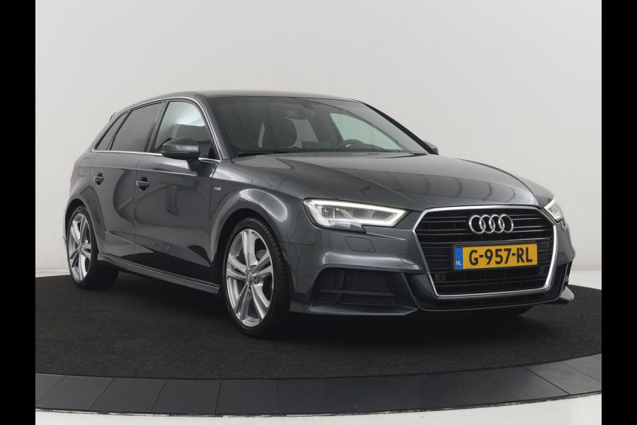 Audi A3 Sportback 30 TFSI Advance Sport | S-Line | Stoelverwarming | Parkeerhulp | Cruise control | Navigatie | Bluetooth | Climate control | Full LED