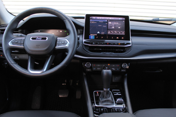 Jeep Compass 4xe 240 Plug-in Hybrid Electric Summit | Panoramadak | Leder | 360 | Stoelverwarming/ventilatie | BLIS