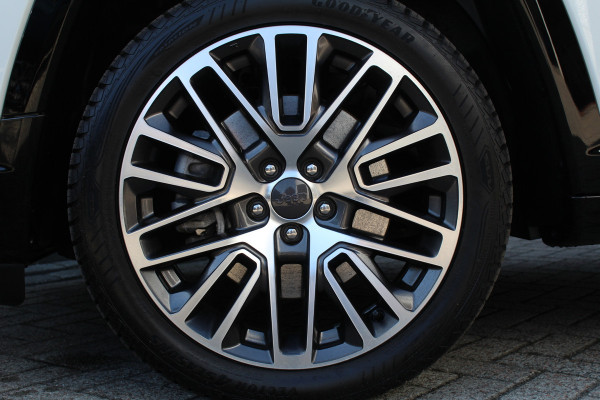 Jeep Compass 4xe 240 Plug-in Hybrid Electric Summit | Panoramadak | Leder | 360 | Stoelverwarming/ventilatie | BLIS