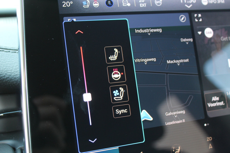 Jeep Compass 4xe 240 Plug-in Hybrid Electric Summit | Panoramadak | Leder | 360 | Stoelverwarming/ventilatie | BLIS