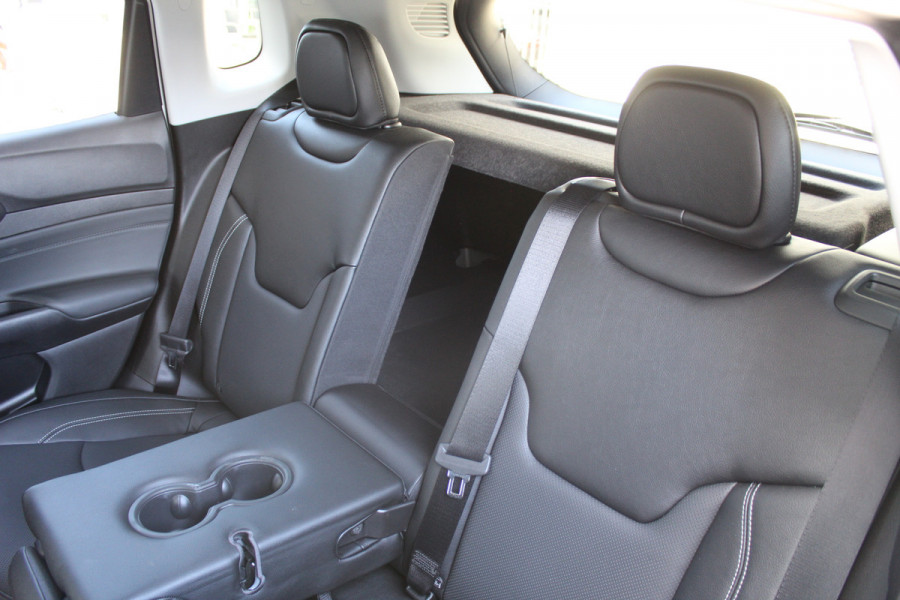 Jeep Compass 4xe 240 Plug-in Hybrid Electric Summit | Panoramadak | Leder | 360 | Stoelverwarming/ventilatie | BLIS