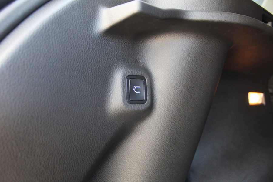 Jeep Compass 4xe 240 Plug-in Hybrid Electric Summit | Panoramadak | Leder | 360 | Stoelverwarming/ventilatie | BLIS
