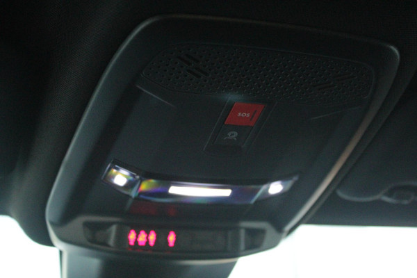 Peugeot 208 1.2 Hybrid 145PK AUTOMAAT GT PACK | ELEKTRISCH BEDIENBARE BESTUURDERSSTOEL MET MASSAGE FUNCTIE | ALCANTARA BEKLEDING | STOEL VERWARMING | CRUISE CONTROL | DAB+ RADIO | APPLE CARPLAY/ANDROID AUTO | FULL LED KOPLAMPEN | KEYLESS ENTRY/START | 17" LICHTMETALEN VELGEN | CLIMATE CONTROL | PARKEERSENSOREN VOOR + ACHTER | ACHTERUITRIJ CAMERA |