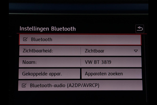 Volkswagen T-Roc 1.0 TSI Style | Trekhaak | Stoelverwarming | Parkeerhulp | Adaptive cruise | Navigatie | Bluetooth | Carplay | Climate control | Virtual cockpit