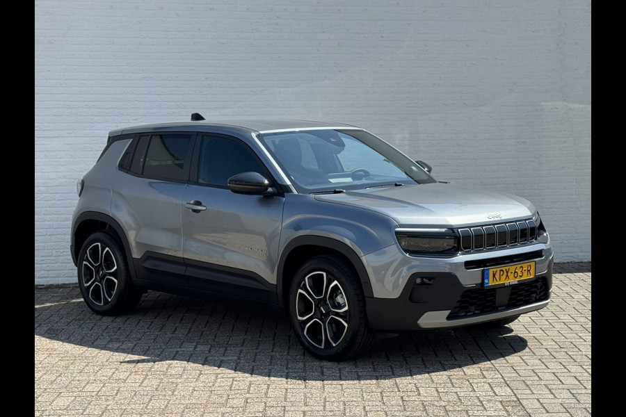 Jeep Avenger Summit 54 kWh Clima Camera Carplay PDC voor en achter Half Leder