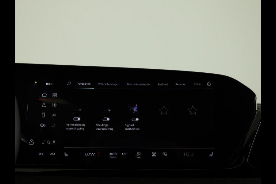 Audi A5 Avant Advanced edition e-hybrid 220 kW / 299 PK Avant 7 | Techniekpakket plus | Stoelen voor elektrisch | Geheugenpakket | Privacy glas |