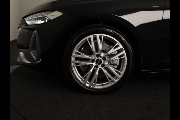 Audi A5 Avant Advanced edition e-hybrid 220 kW / 299 PK Avant 7 | Techniekpakket plus | Stoelen voor elektrisch | Geheugenpakket | Privacy glas |
