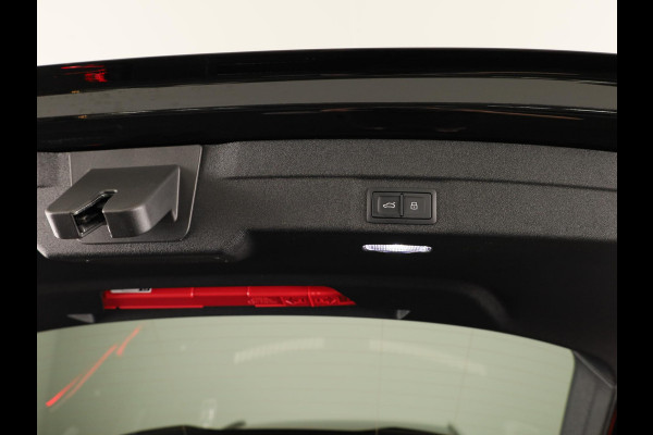 Audi A5 Avant Advanced edition e-hybrid 220 kW / 299 PK Avant 7 | Techniekpakket plus | Stoelen voor elektrisch | Geheugenpakket | Privacy glas |