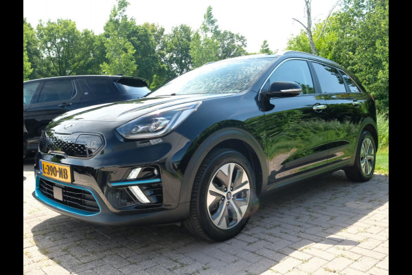 Kia e-Niro DynamicPlusLine 64 kWh | SOH 100% | 46.500 KM | Navigatie | Schuif - Kantel Dak | Keyless Entry | Camera