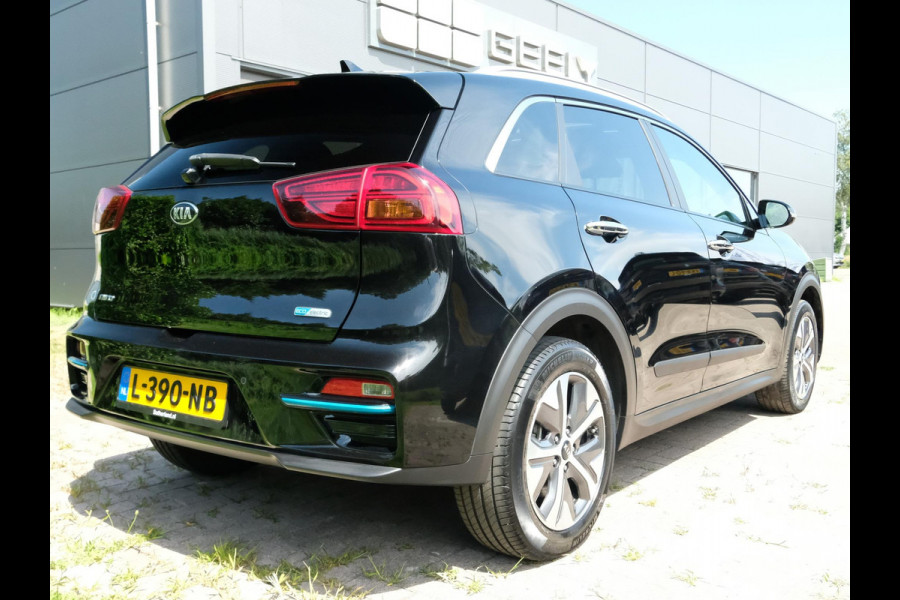Kia e-Niro DynamicPlusLine 64 kWh | SOH 100% | 46.500 KM | Navigatie | Schuif - Kantel Dak | Keyless Entry | Camera