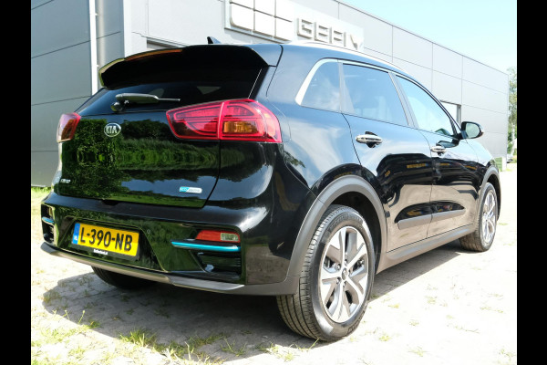 Kia e-Niro DynamicPlusLine 64 kWh | SOH 100% | 46.500 KM | Navigatie | Schuif - Kantel Dak | Keyless Entry | Camera