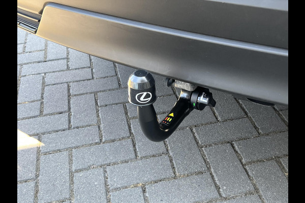 Lexus NX 450h+ AWD Luxury Line | Eerste eigenaar, Trekhaak, Panoramadak, Stoelverwarming, 360 Camera, 1500KG Trekgewicht