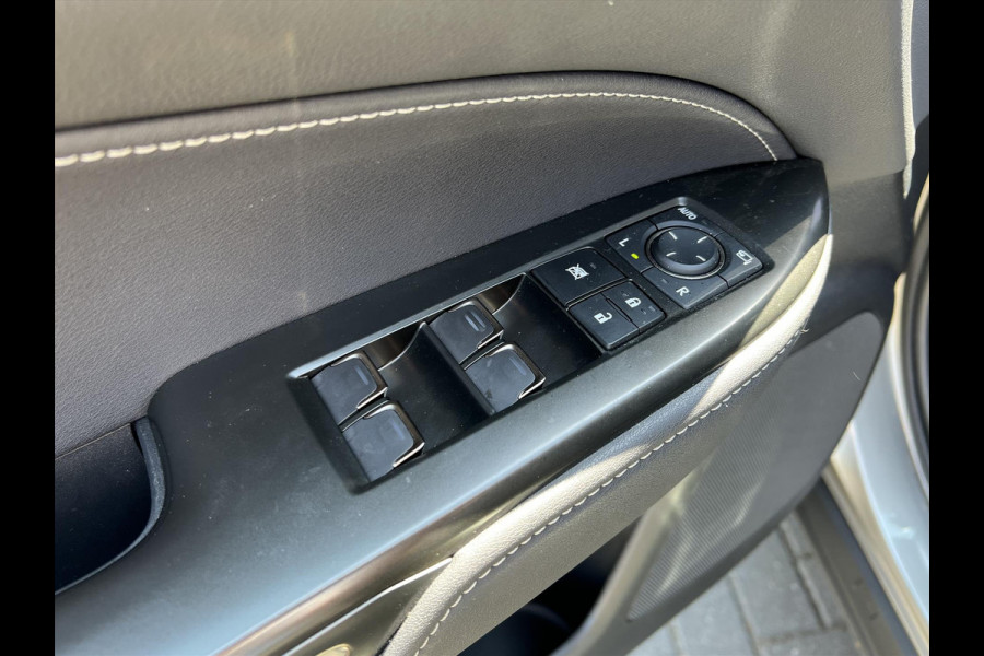 Lexus NX 450h+ AWD Luxury Line | Eerste eigenaar, Trekhaak, Panoramadak, Stoelverwarming, 360 Camera, 1500KG Trekgewicht