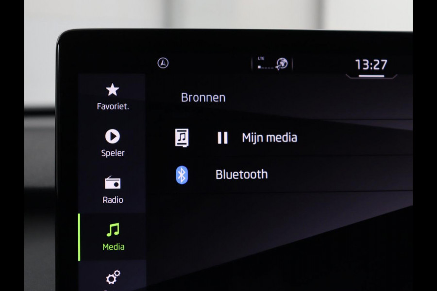 Škoda ENYAQ iV 60 Sportline | SOH 92,2% | Camera | Stuurverwarming | Adaptive Cruise | Navigatie | DAB+ | Bluetooth | Carplay | Sfeerverlichtingen | Climate control