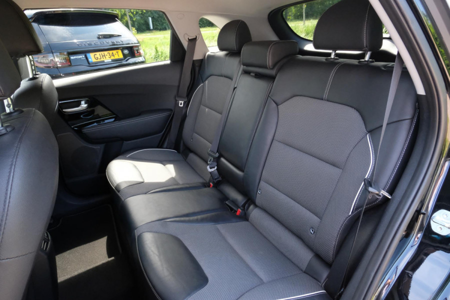 Kia e-Niro DynamicPlusLine 64 kWh | SOH 100% | 46.500 KM | Navigatie | Schuif - Kantel Dak | Keyless Entry | Camera