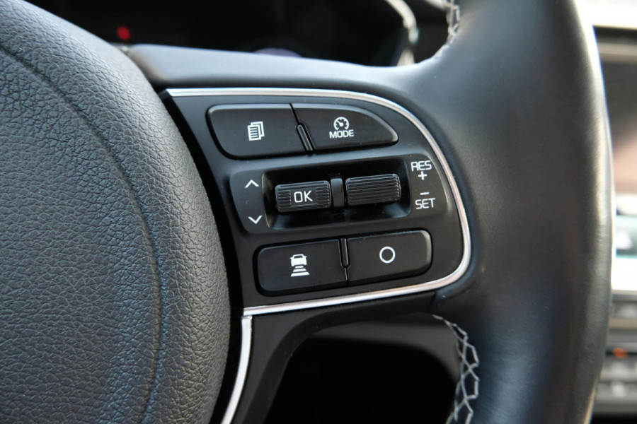 Kia e-Niro DynamicPlusLine 64 kWh | SOH 100% | 46.500 KM | Navigatie | Schuif - Kantel Dak | Keyless Entry | Camera