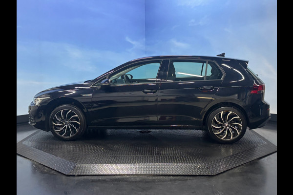 Volkswagen Golf 1.5 TSI Life Navi | Clima | Cruise | PDC