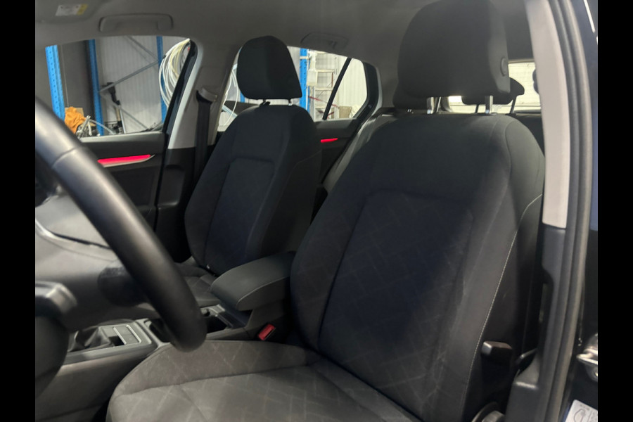 Volkswagen Golf 1.5 TSI Life Navi | Clima | Cruise | PDC