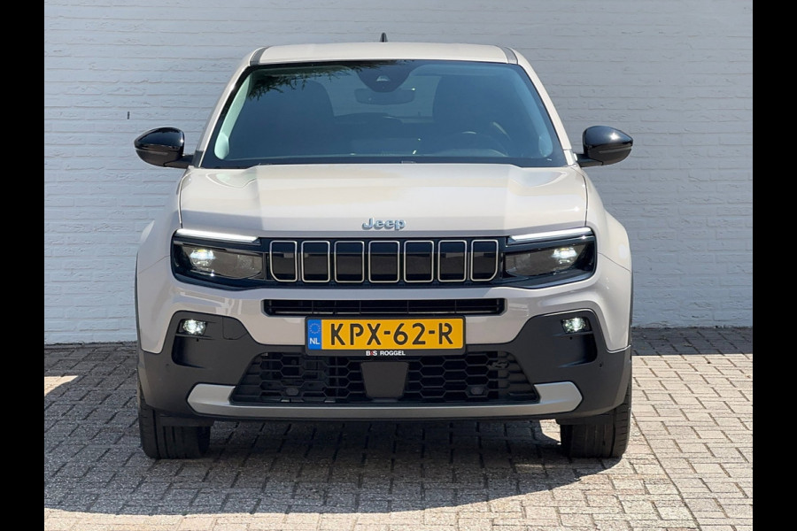 Jeep Avenger Summit 54 kWh SOH 96% Clima Camera Carplay PDC voor en achter Half Leder