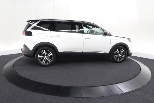 Peugeot 5008 PureTech 130 EAT8 Allure Pack Business | Trekhaak | Elektronische Kofferklep | Camera | Dodehoekdetectie | Apple Carplay