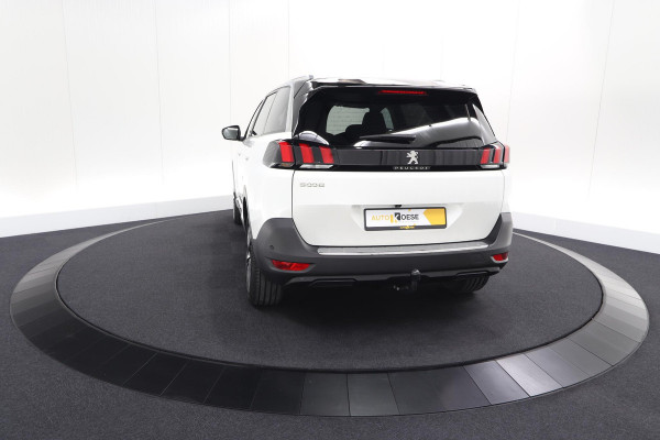Peugeot 5008 PureTech 130 EAT8 Allure Pack Business | Trekhaak | Elektronische Kofferklep | Camera | Dodehoekdetectie | Apple Carplay