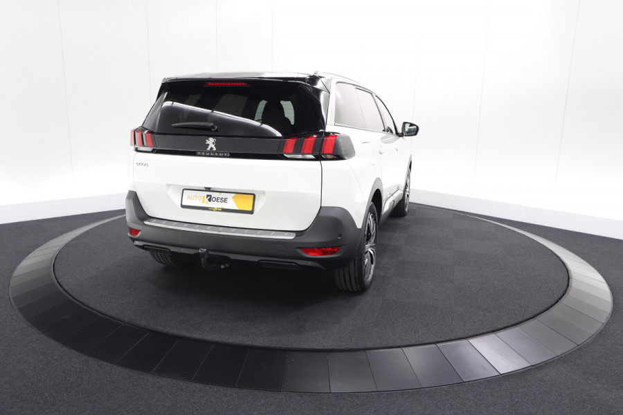 Peugeot 5008 PureTech 130 EAT8 Allure Pack Business | Trekhaak | Elektronische Kofferklep | Camera | Dodehoekdetectie | Apple Carplay
