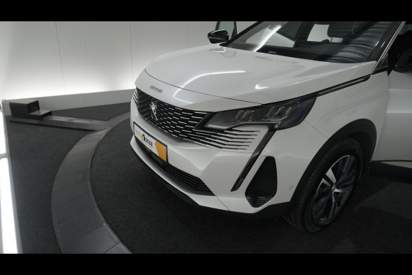 Peugeot 5008 PureTech 130 EAT8 Allure Pack Business | Trekhaak | Elektronische Kofferklep | Camera | Dodehoekdetectie | Apple Carplay