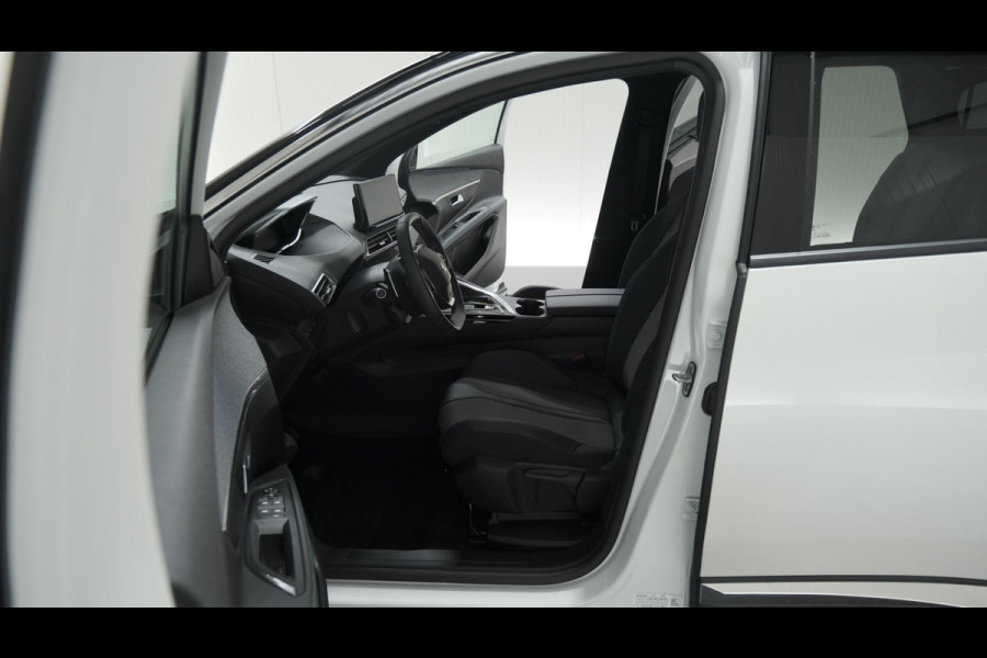Peugeot 5008 PureTech 130 EAT8 Allure Pack Business | Trekhaak | Elektronische Kofferklep | Camera | Dodehoekdetectie | Apple Carplay