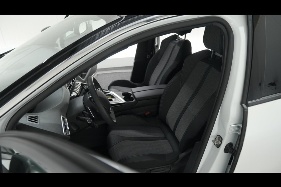 Peugeot 5008 PureTech 130 EAT8 Allure Pack Business | Trekhaak | Elektronische Kofferklep | Camera | Dodehoekdetectie | Apple Carplay