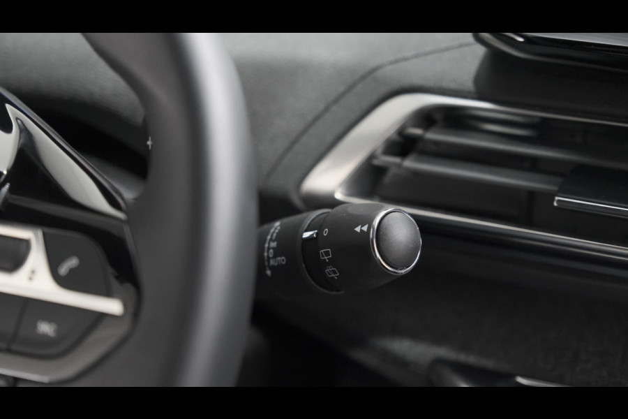 Peugeot 5008 PureTech 130 EAT8 Allure Pack Business | Trekhaak | Elektronische Kofferklep | Camera | Dodehoekdetectie | Apple Carplay
