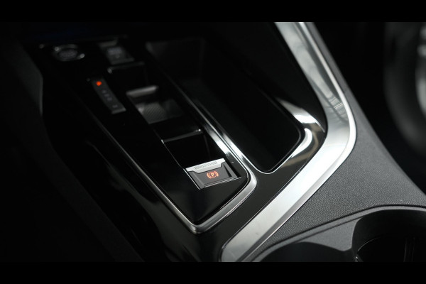 Peugeot 5008 PureTech 130 EAT8 Allure Pack Business | Trekhaak | Elektronische Kofferklep | Camera | Dodehoekdetectie | Apple Carplay