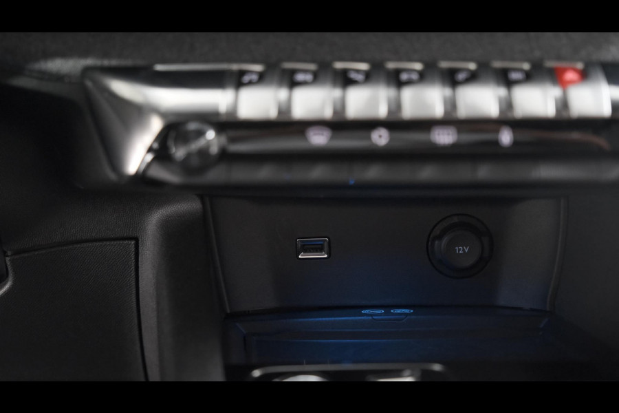 Peugeot 5008 PureTech 130 EAT8 Allure Pack Business | Trekhaak | Elektronische Kofferklep | Camera | Dodehoekdetectie | Apple Carplay
