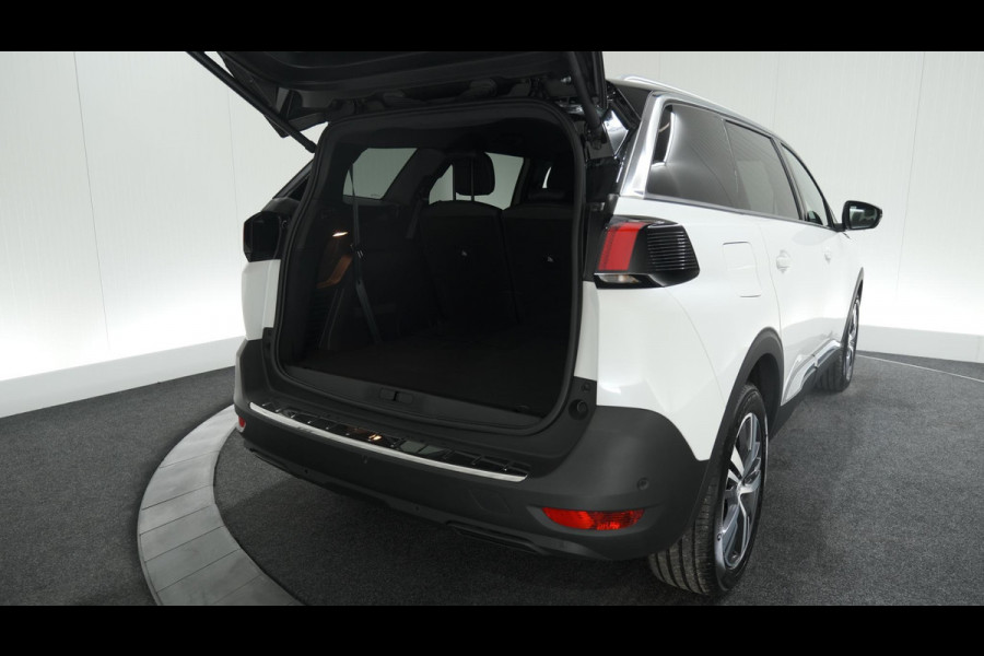 Peugeot 5008 PureTech 130 EAT8 Allure Pack Business | Trekhaak | Elektronische Kofferklep | Camera | Dodehoekdetectie | Apple Carplay