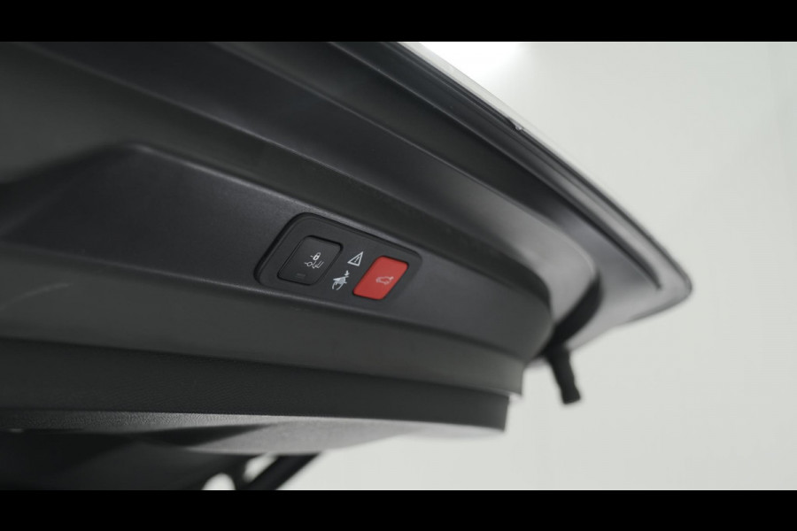 Peugeot 5008 PureTech 130 EAT8 Allure Pack Business | Trekhaak | Elektronische Kofferklep | Camera | Dodehoekdetectie | Apple Carplay