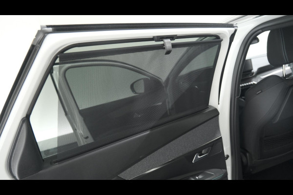 Peugeot 5008 PureTech 130 EAT8 Allure Pack Business | Trekhaak | Elektronische Kofferklep | Camera | Dodehoekdetectie | Apple Carplay