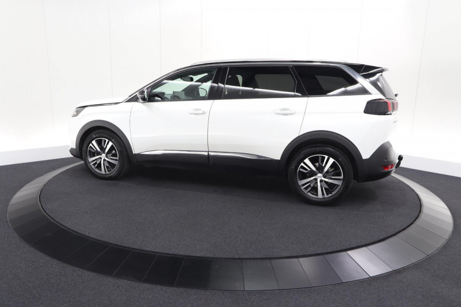 Peugeot 5008 PureTech 130 EAT8 Allure Pack Business | Trekhaak | Elektronische Kofferklep | Camera | Dodehoekdetectie | Apple Carplay