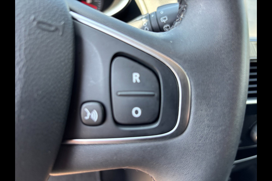 Renault Clio 0.9 TCe Zen/ NAVI / AIRCO / LMV / 4-SEIZOENENBANDEN