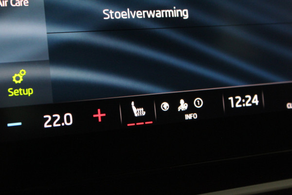 Škoda Octavia Combi 1.0 e-TSI Ambition > Camera/Parkeersensor v + a/Sfeerverlichting...
