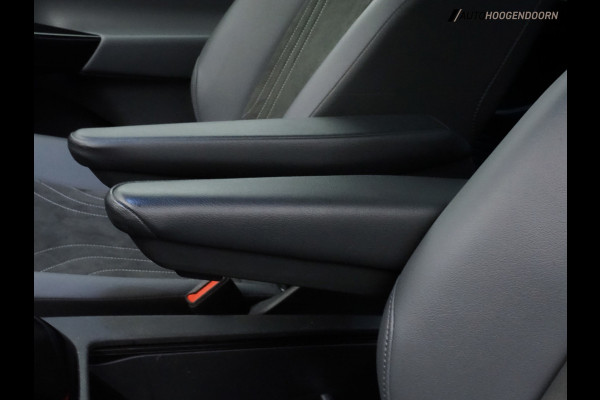 Volkswagen ID.4 Pro 77 kWh SOH 94% (ALCANTARA,STOELVERWARMING,APPLE CARPLAY,LED VERLICHTING,PARKEERSENSOREN,TREKHAAK,LM-VELGEN)