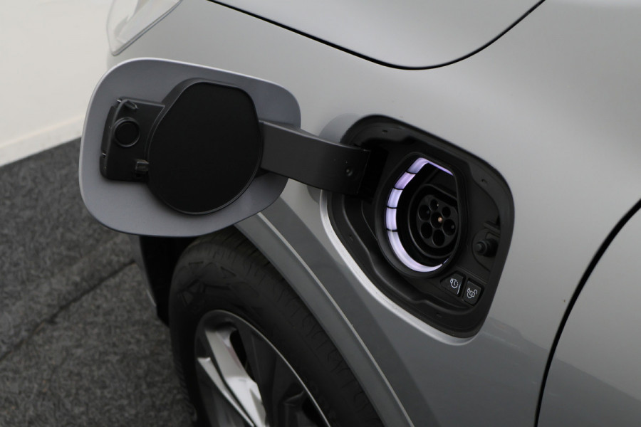 Ford Kuga 2.5 PHEV ST-Line Winter Pack, Keyless, Apple Carplay, Camera, Trekhaak, 18"