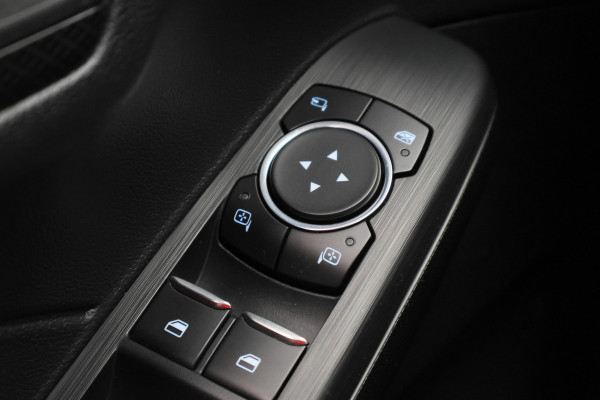 Ford Kuga 2.5 PHEV ST-Line Winter Pack, Keyless, Apple Carplay, Camera, Trekhaak, 18"