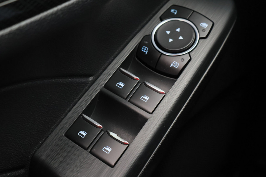 Ford Kuga 2.5 PHEV ST-Line Winter Pack, Keyless, Apple Carplay, Camera, Trekhaak, 18"