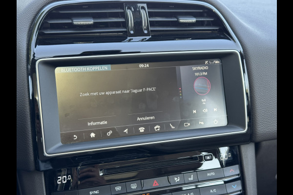 Jaguar F-Pace 2.0 Portfolio AWD 25t | Pano, Leder, Navi, Stoel+Stuurverw., Trekh., Carplay/Android | NAP | Dealeronderhouden |