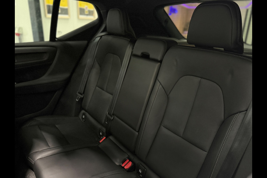 Volvo XC40 T5 Recharge R-Design Pano Camera Led Acc Hud Pdc Harman/Kardon Keyless Stoelverw & Stuur
