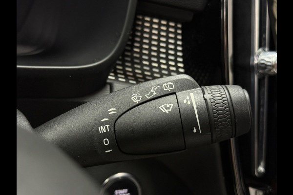 Volvo XC40 T5 Recharge R-Design Pano Camera Led Acc Hud Pdc Harman/Kardon Keyless Stoelverw & Stuur